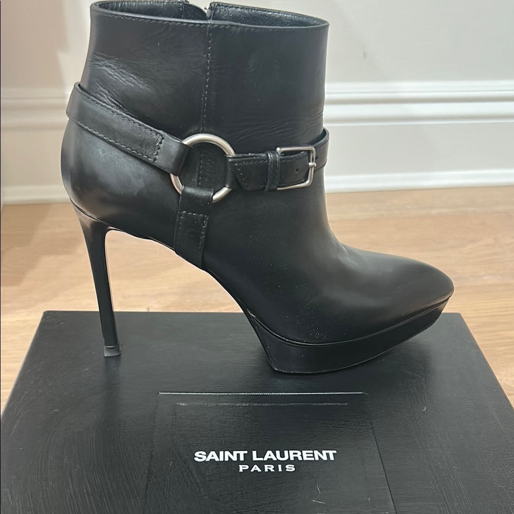 Saint Laurent Black Women's Ankle Boots